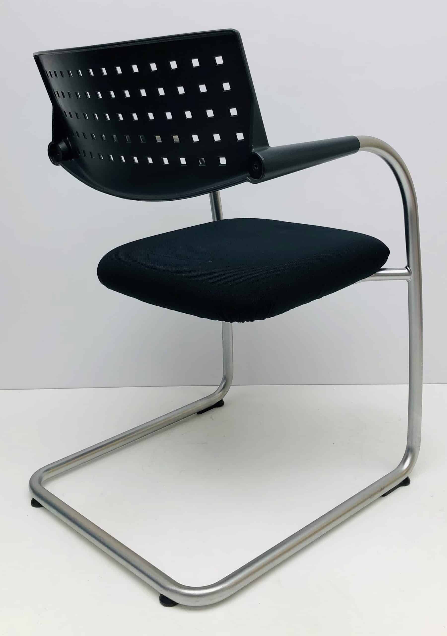 Vergaderstoel Vitra Visavis zwart