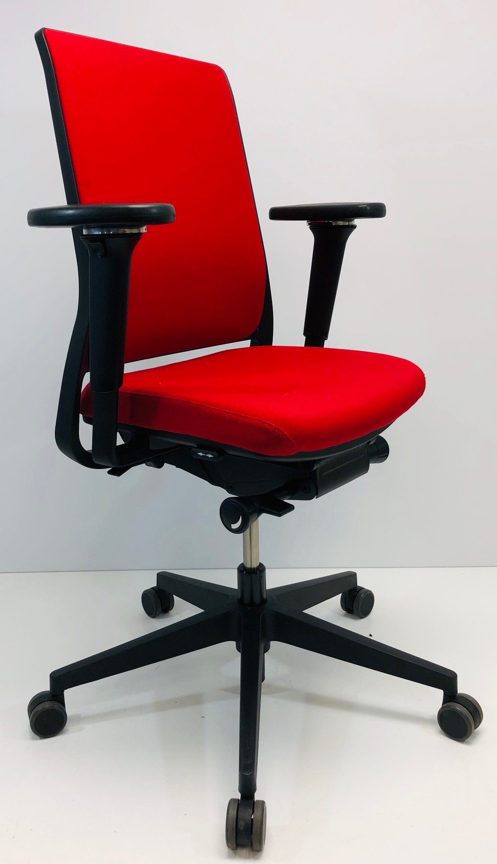 Bureaustoel Gispen Zinn rood