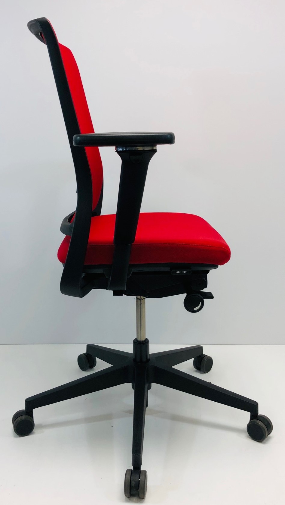 Bureaustoel Gispen Zinn rood