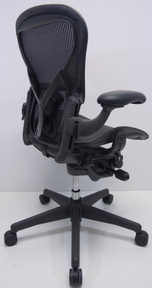 Bureaustoel Herman Miller Aeron A antraciet