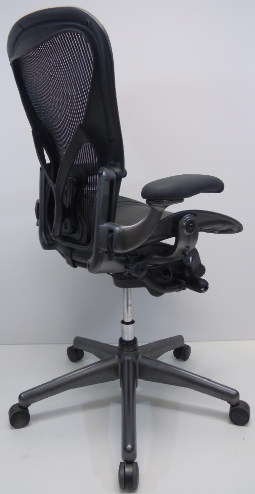 Bureaustoel Herman Miller Aeron B antraciet