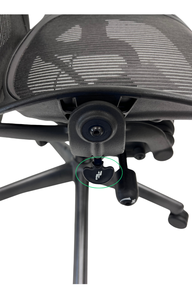 Herman Miller Aeron knop zithoogte